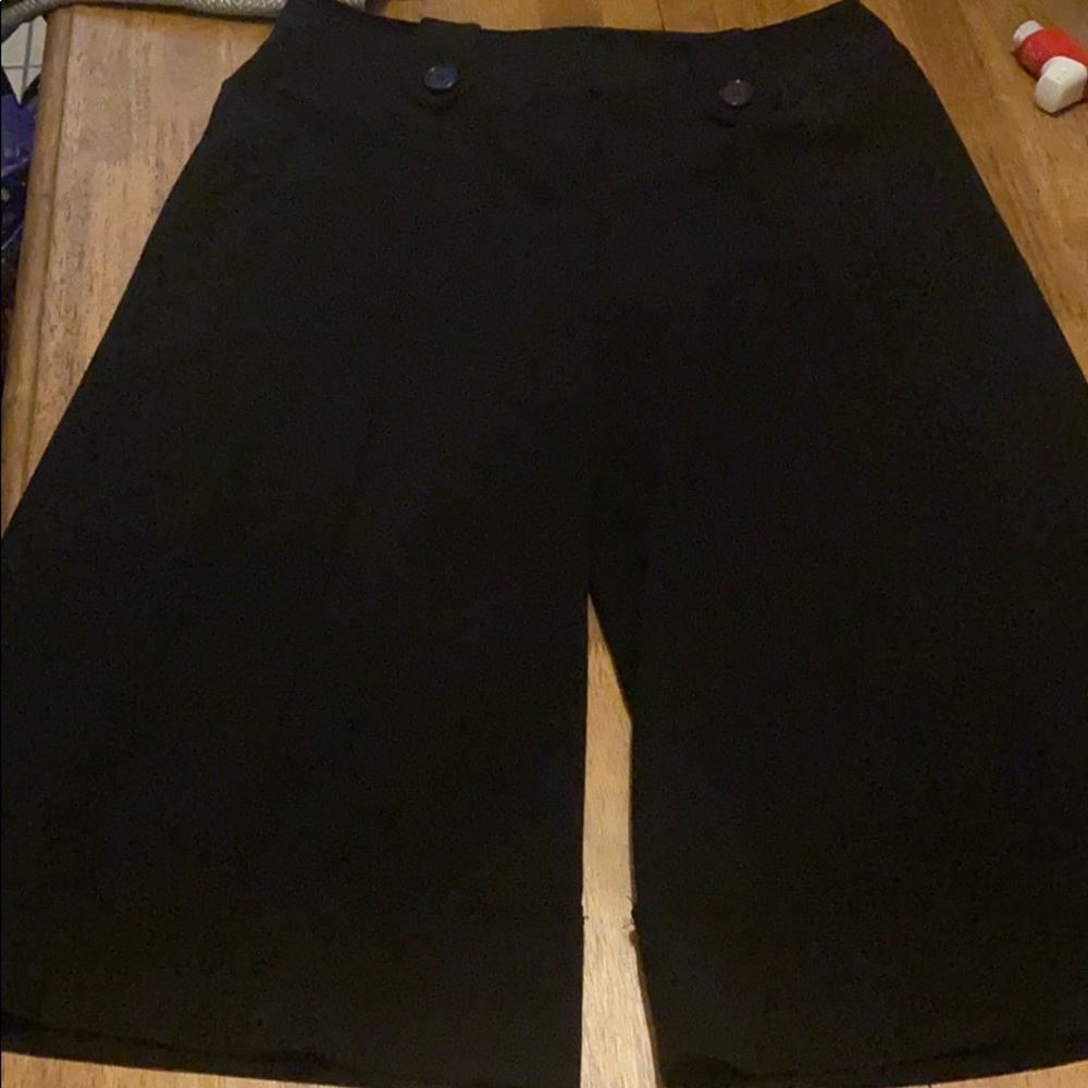 Joe Benbasset black dress capris